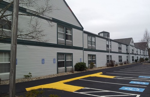 North Dartmouth Hotel | Baymont by Wyndham North Dartmouth