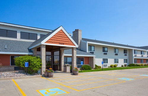 Spencer Hotel | AmericInn by Wyndham Spencer