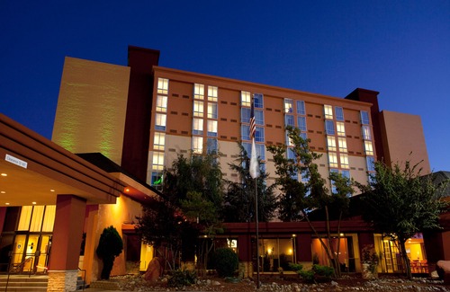 Sparks Hotel | Best Western Plus Sparks-Reno Hotel