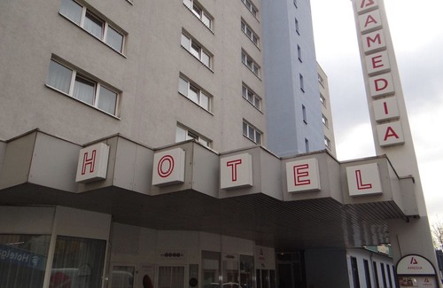 Schwere-Reiter-Straße Hotel | Hotel Vitalis by AMEDIA