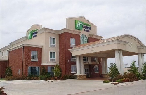 Fossil Creek Hotel | Holiday Inn Express & Suites Fort Worth - Fossil Creek, an Ihg Hotel