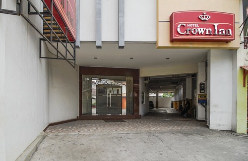 Makassar Hotel | RedDoorz Plus @ Karebosi Area 2