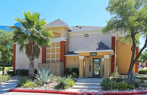 North San Antonio - SAT Hotel | Extended Stay America Suites - San Antonio - Airport