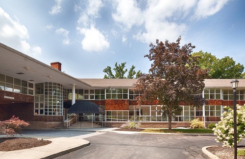 Red Oaks Mill Hotel | Best Western Plus The Inn & Suites at the Falls