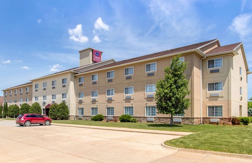 Cedar Falls Hotel | Comfort Suites Cedar Falls