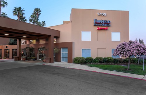 San Jose Hotel | Fairfield Inn and Suites by Marriott San Jose Airport