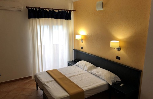 Fiumenaro Hotel | Residence Hotel Antica Perla