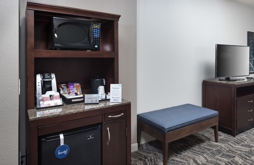 Grapevine Hotel | Hilton Garden Inn DFW North Grapevine