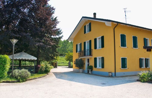 Colorno Hotel | La Meridiana Affittacamere