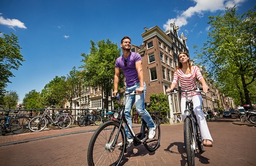 Burgwallen Nieuwe Zijde Hotel | The Highlander