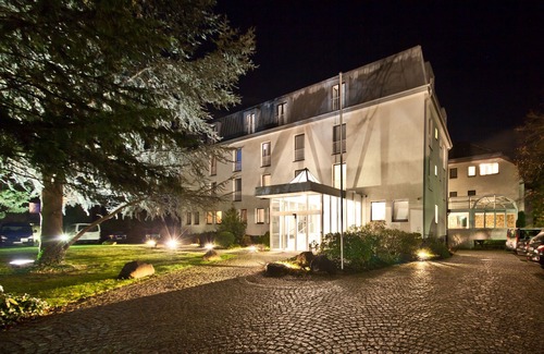 Brueck Hotel | Novum Hotel Silence Garden Köln Brück