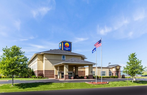 Plover Hotel | Comfort Inn Plover-Stevens Point