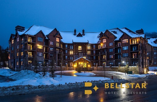 Golden Hotel | Glacier Mountaineer Lodge