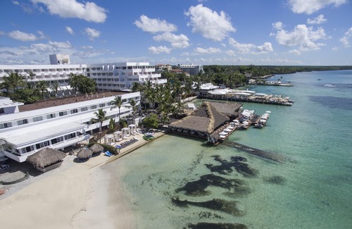 Boca Chica Hotel | Be Live Experience Hamaca Suites