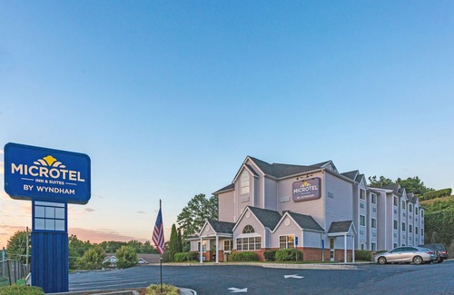 Norcross Hotel | Microtel Inn & Suites by Wyndham Norcross