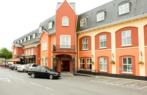 Gort Hotel | Lady Gregory Hotel & Swan Leisure Club