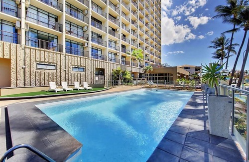 North Ward Hotel | Aquarius on The Beach