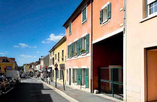Massy Hotel | Ibis Massy