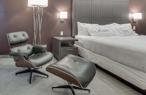 Stonebridge Hotel | Home Inn & Suites Saskatoon South