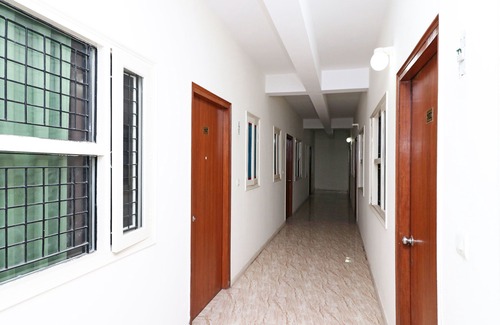 Mahipalpur Hotel | OYO 12942 Nathu Palace