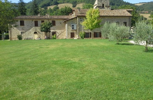 Valfabbrica Hotel | Agriturismo Il Pioppo
