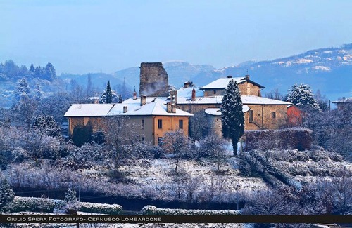 Cernusco Lombardone Hotel | Castello di Cernusco Lombardone