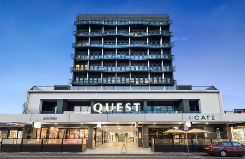 Frankston Hotel | Quest Frankston on The Bay