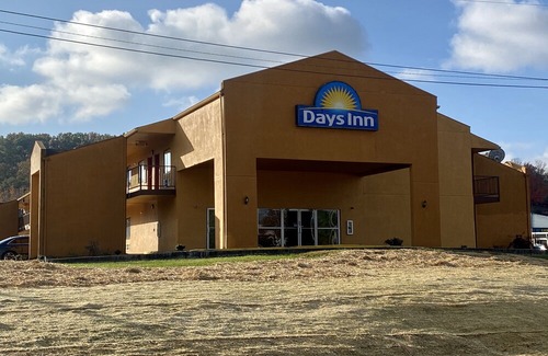 Morehead Hotel | Days Inn by Wyndham Morehead