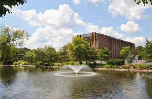 Cedar Knolls Hotel | Hilton Parsippany