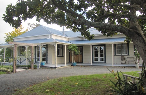 Parua Bay Hotel | Kauri Villas