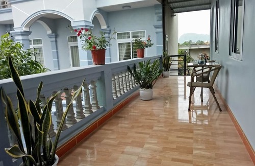 Gia Vien Hotel | Van Long Homestay