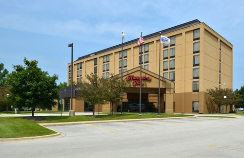 Carol Stream Hotel | Hampton Inn Chicago-Carol Stream