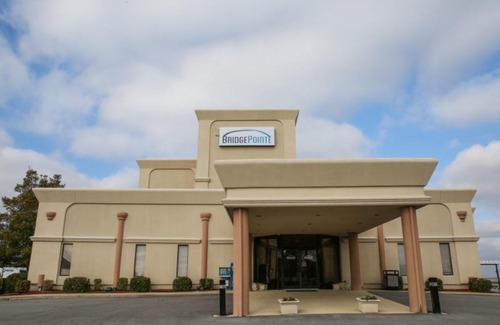 New Bern Hotel | BridgePointe Hotel & Marina