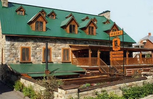 Marieville Hotel | Manoir Ramezay
