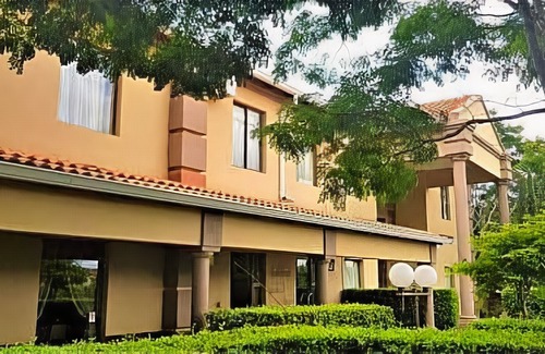 Constantia Park Hotel | Constantia Manor Guest House