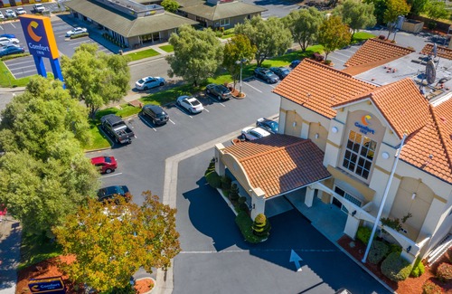 Fairfield Hotel | Comfort Inn Cordelia