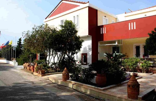 Xifias Hotel | Iris Beach Hotel