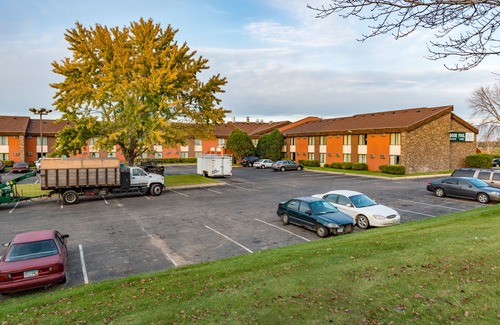Burnsville Hotel | Prime Rate Inn