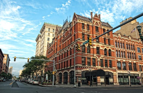 East Syracuse Hotel | SpringHill Suites by Marriott Syracuse Carrier Circle