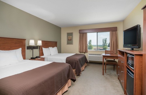 Newton Hotel | AmericInn by Wyndham Newton