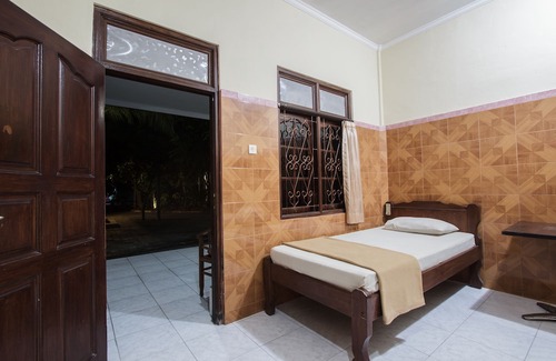 Downtown Kuta Hotel | Komala Indah I