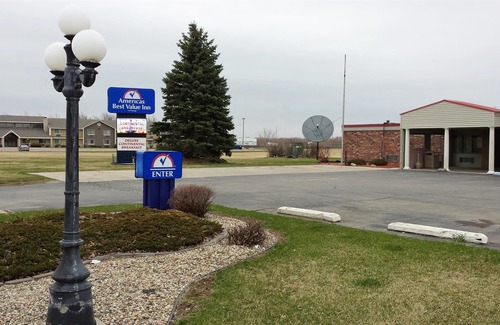 Clear Lake Hotel | Americas Best Value Inn Clear Lake