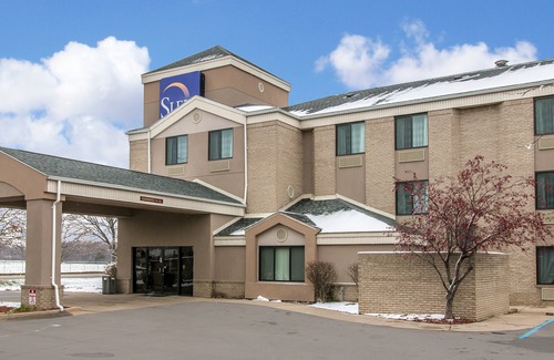 Flat Rock Hotel | Baymont by Wyndham Flat Rock