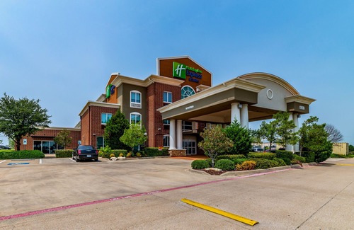 Fossil Creek Hotel | Holiday Inn Express & Suites Fort Worth - Fossil Creek, an Ihg Hotel