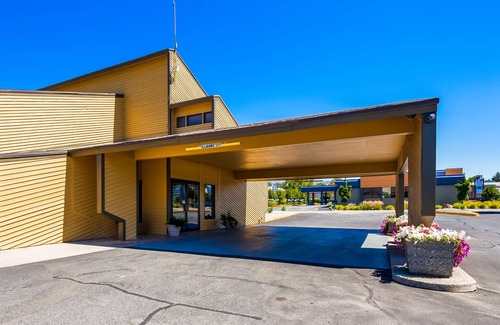 East Wenatchee Hotel | SureStay Hotel by Best Western Wenatchee
