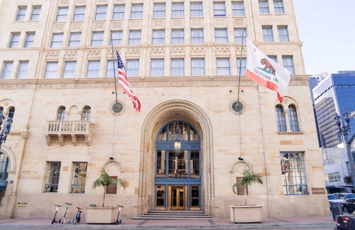 Civic Core Hotel | Courtyard by Marriott San Diego Downtown