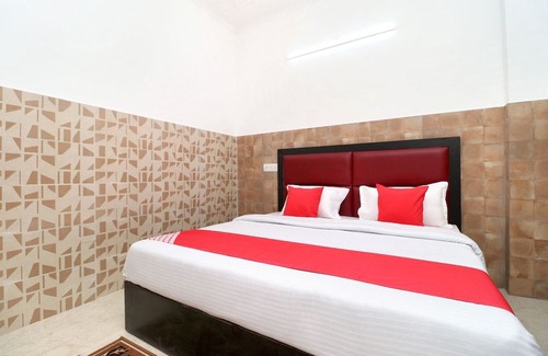 Sector 45 Hotel | OYO 33475 Hotel Orient View