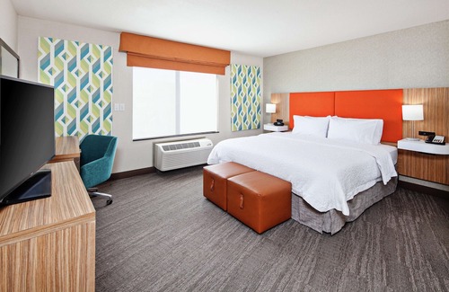 Chino Hills Hotel | Hampton Inn & Suites Chino Hills