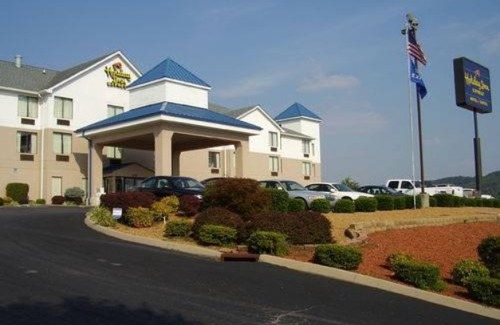 Powell Hotel | Holiday Inn Express Hotel & Suites Knoxville-North-I-75 Exit 112, an Ihg Hotel