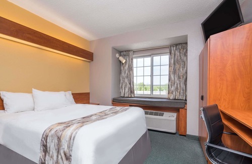 New Ulm Hotel | Microtel Inn & Suites by Wyndham New Ulm